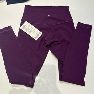 NWT - Lululemon Align HR 28" Legging - Dramatic Magenta - Size 6